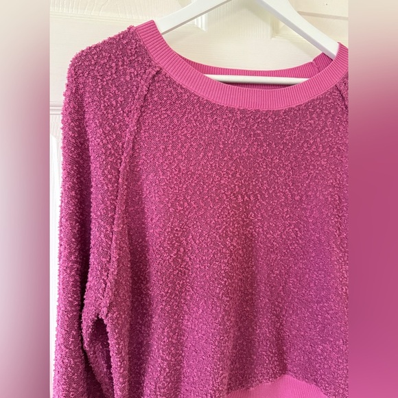 VICI Textured Fuchsia Bubble Sleeve Sweater Small Cozy Knit NWOT Fall Holiday - Picture 2 of 16